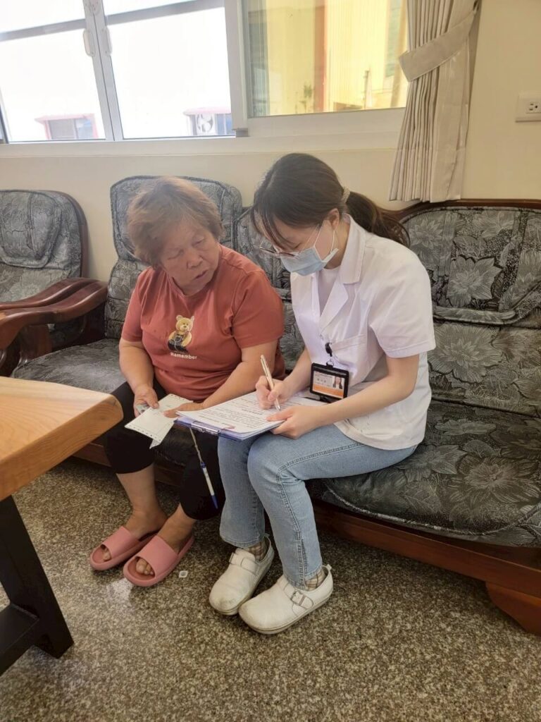 LINE_ALBUM_2025巡迴醫療光華_250728_4